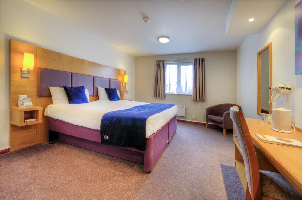 Comfort Inn Manchester North Middleton  Exteriör bild