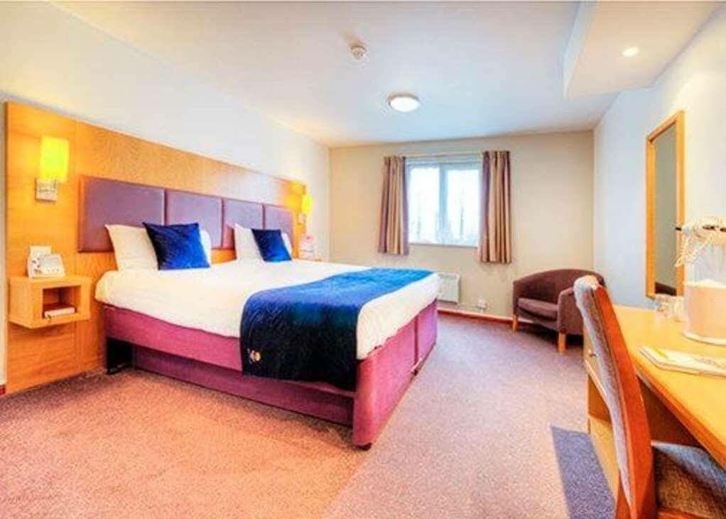 Comfort Inn Manchester North Middleton  Exteriör bild