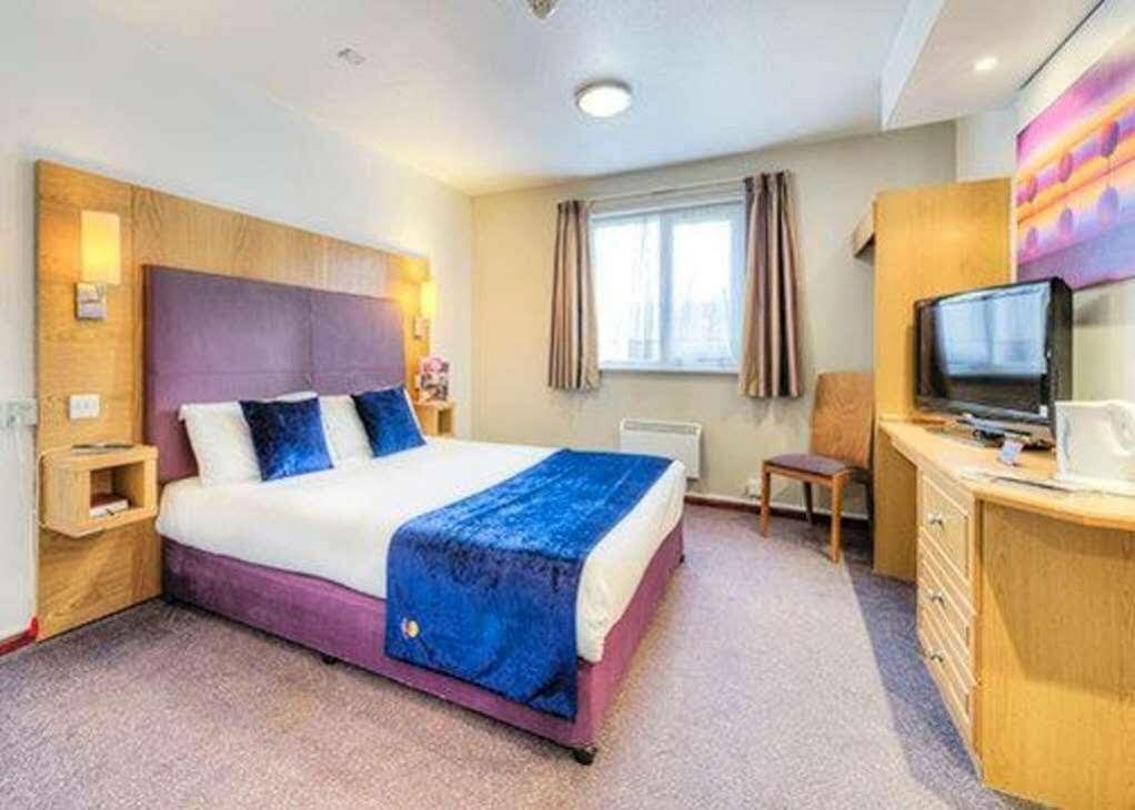 Comfort Inn Manchester North Middleton  Exteriör bild