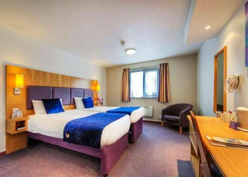 Comfort Inn Manchester North Middleton  Exteriör bild