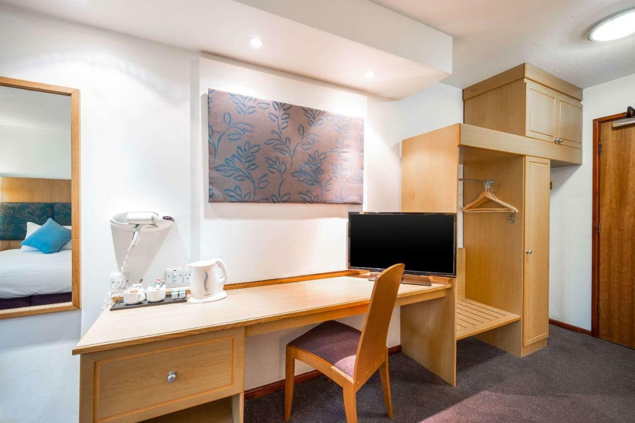 Comfort Inn Manchester North Middleton  Exteriör bild