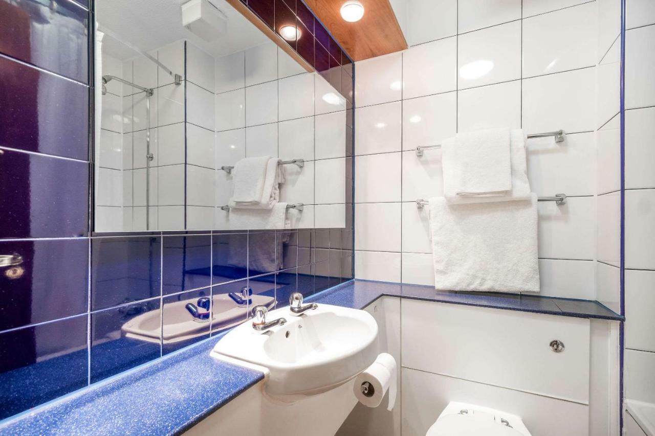 Comfort Inn Manchester North Middleton  Exteriör bild